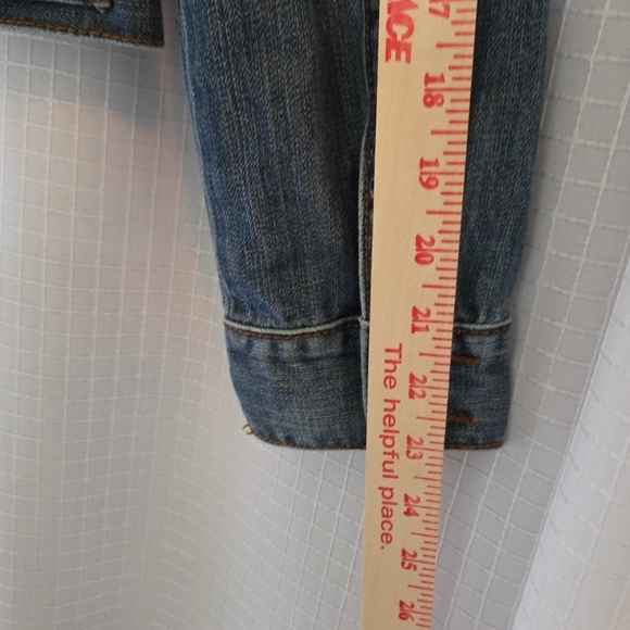 Old Navy Womens Denim Jacket Size M - Picture 6 of 7